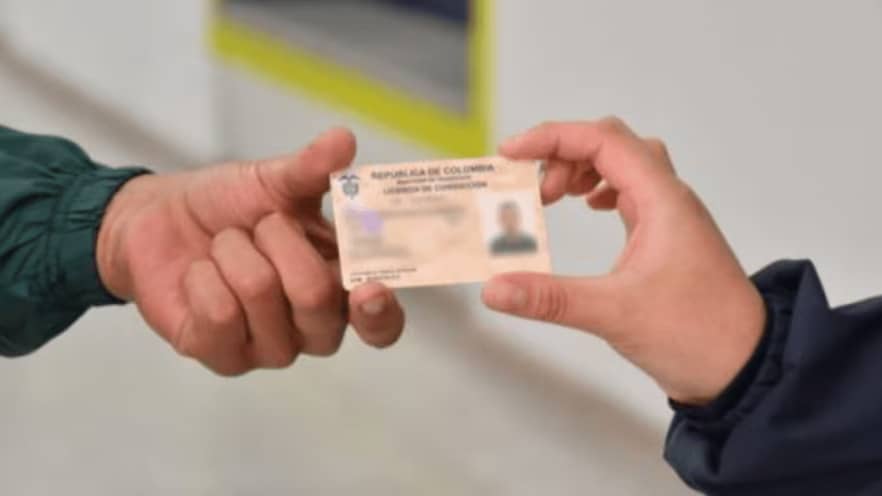 Imagen de Cambios en la licencia de conducción en Colombia 2026: nuevas pruebas y evaluación independiente