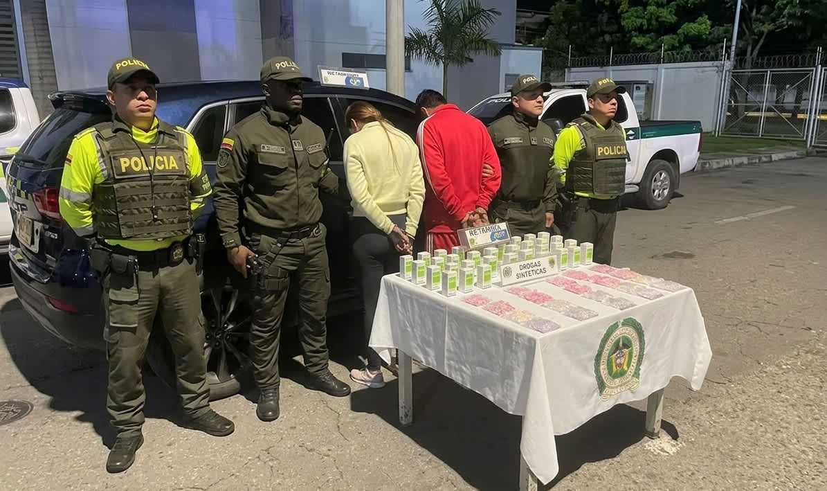 Imagen de Incautan 2.000 dosis de éxtasis y ketamina en el peaje de Chinauta