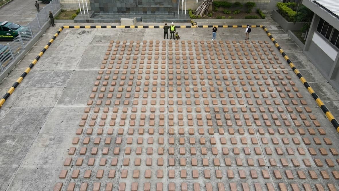 Imagen de Venezuela incauta 3.5 toneladas de droga en frontera con Colombia y destruye laboratorio narcotraficante