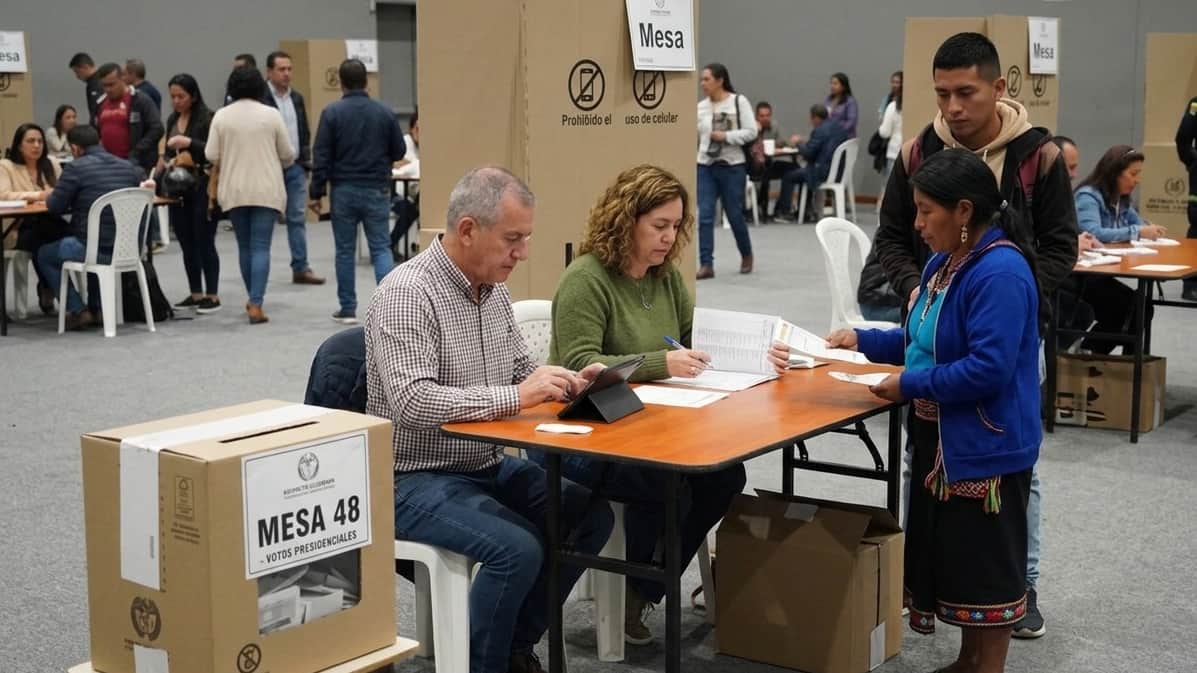 Imagen de Primera vuelta electoral 2026 en Colombia alcanza récord de participación con 57 por ciento del censo