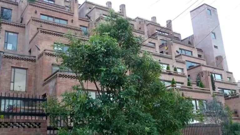 Imagen de Multas millonarias y costos de reconstruir por reformar bienes patrimoniales en Bogotá