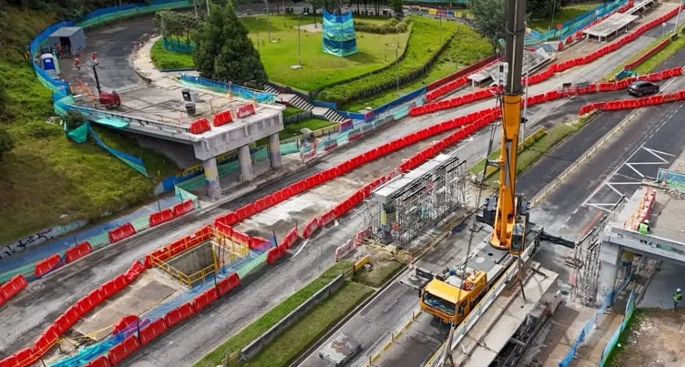 Imagen de Termina primera fase de desmonte del puente en la calle 100 con Séptima en Bogotá