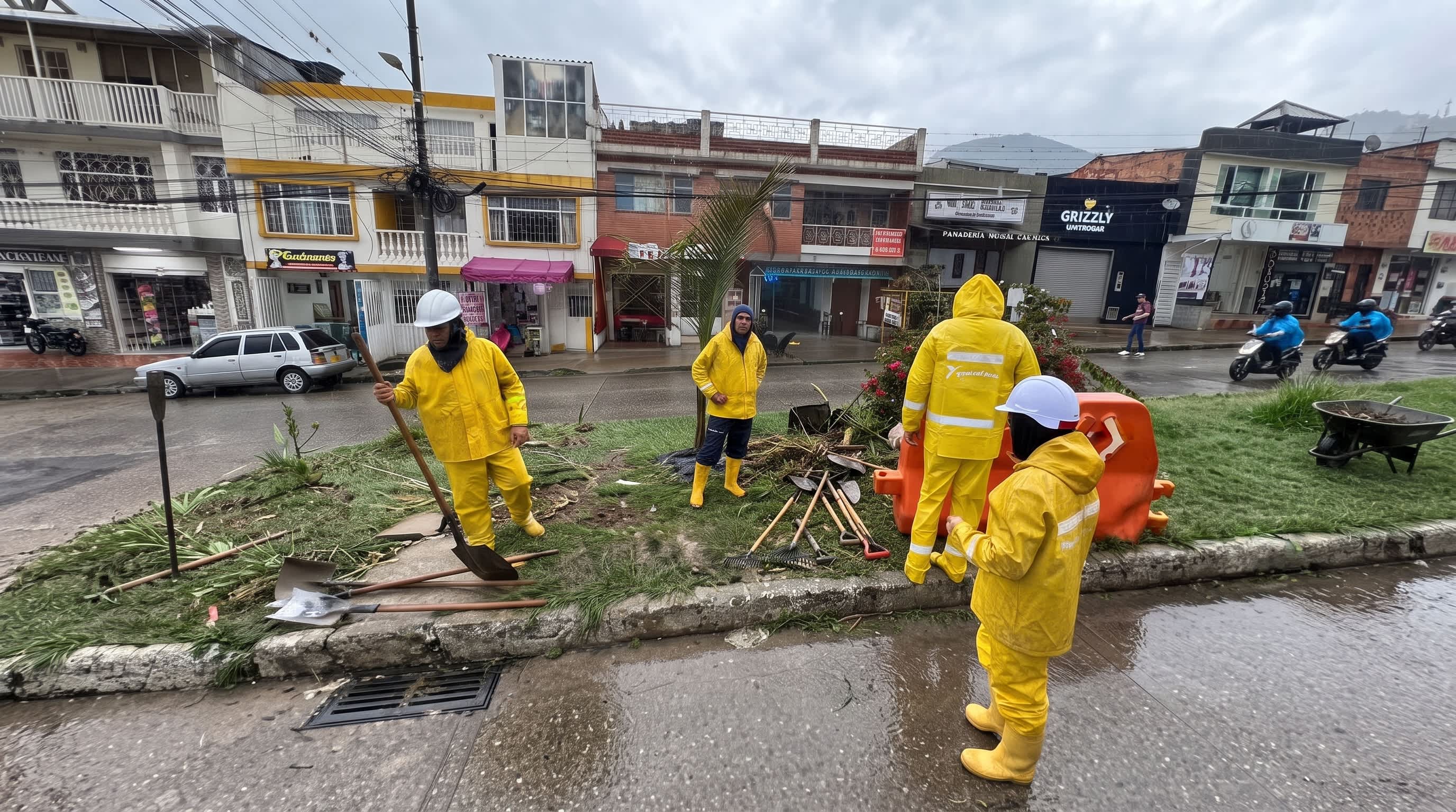 Imagen de Gestión del Riesgo atiende reboses en Fusagasugá tras fuertes lluvias sin reporte de lesionados