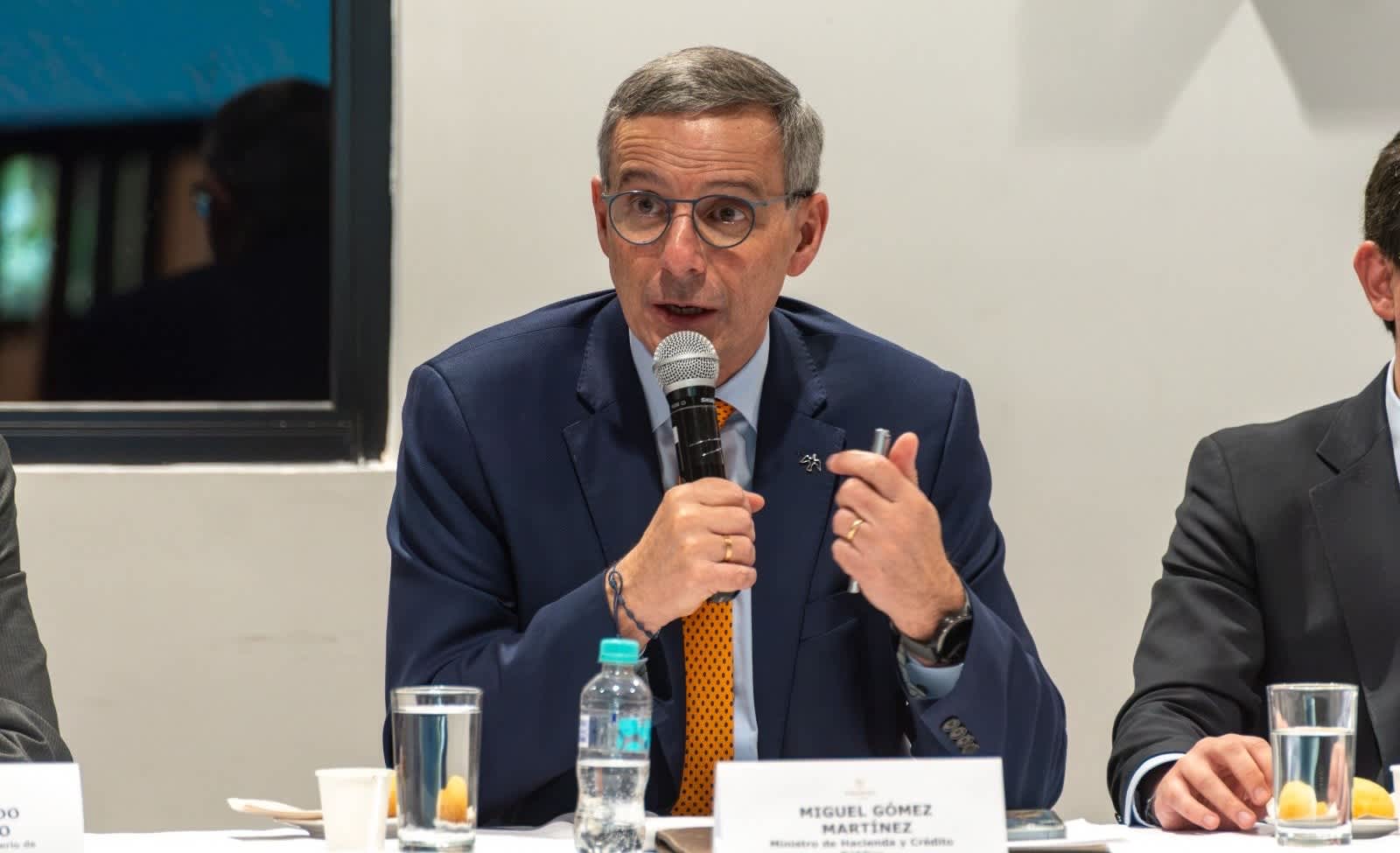 Imagen de Ministro de Hacienda reitera inconformismo con el Presupuesto General de la Nación 2027