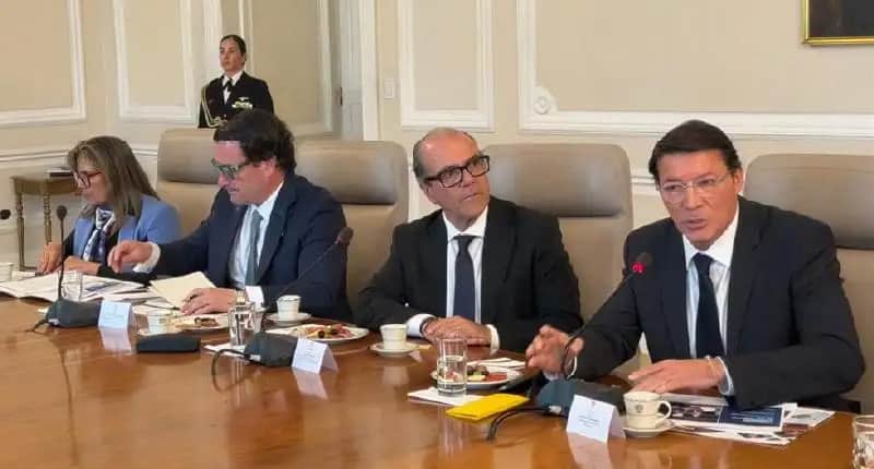 Imagen de Gobierno, Registraduría y Fiscalía unen fuerzas contra el tráfico de migrantes