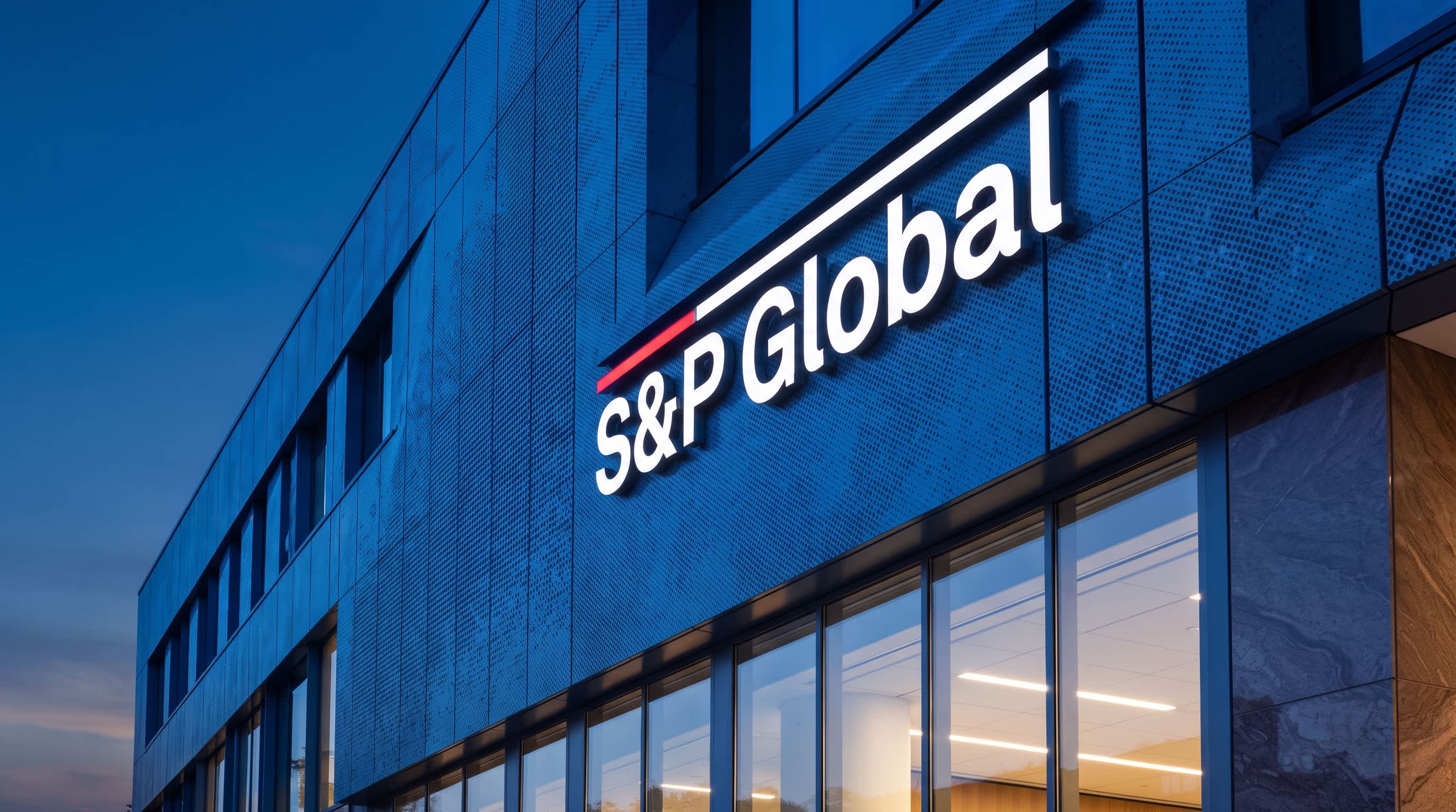 Imagen de S&P Global advierte sobre riesgos de protesta y cambios regulatorios en Colombia