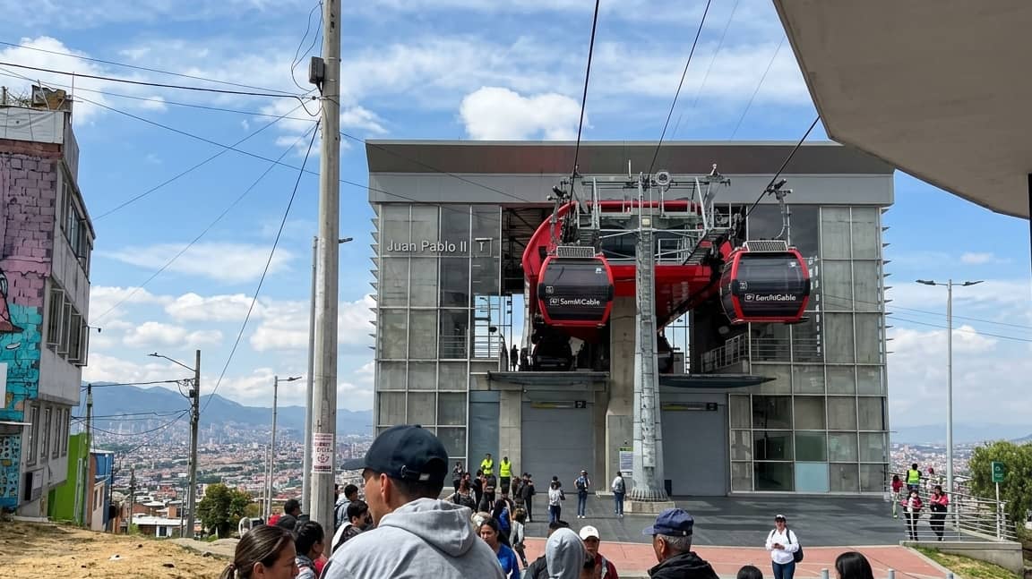Imagen de Transmicable suspendido en Bogotá: conoce las rutas alternativas y cuándo se restablecerá el servicio