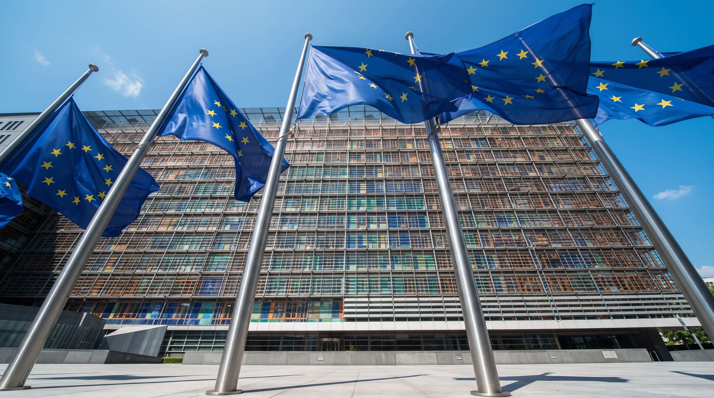 Imagen de La UE acuerda conservar más permisos de emisión de CO2 para estabilizar precios industriales