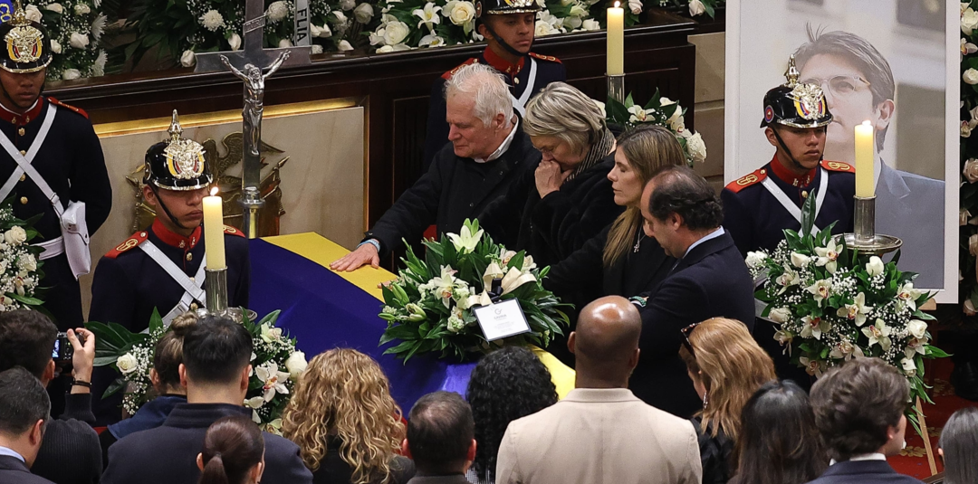 Colombia despide al senador Miguel Uribe Turbay con homenajes y duelo nacional