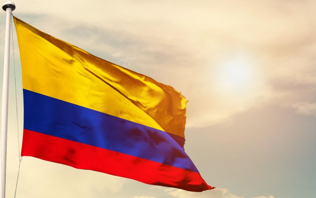 Este 7 de Agosto �Izamos la bandera y celebramos la historia de Colombia!