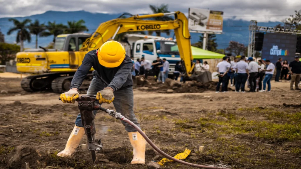 Construccion hospital san rafael fusagasuga