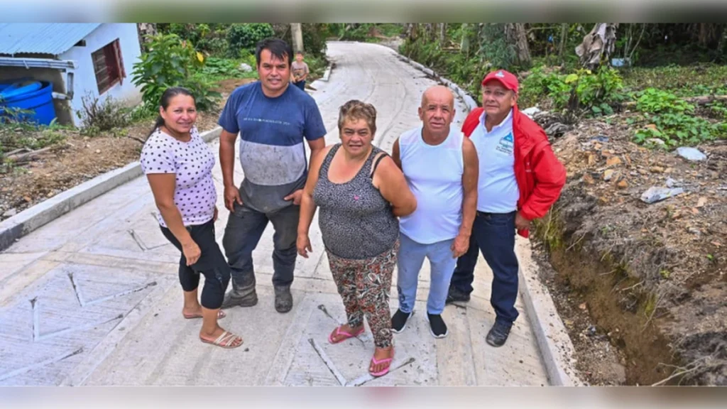 Sasaima a la vanguardia rural: Infraestructura de placa huella y transformaci�n de residuos en energ�a